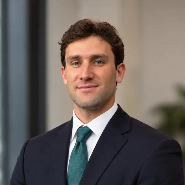 Portrait of Luigi Togni, Healthcare Analyst